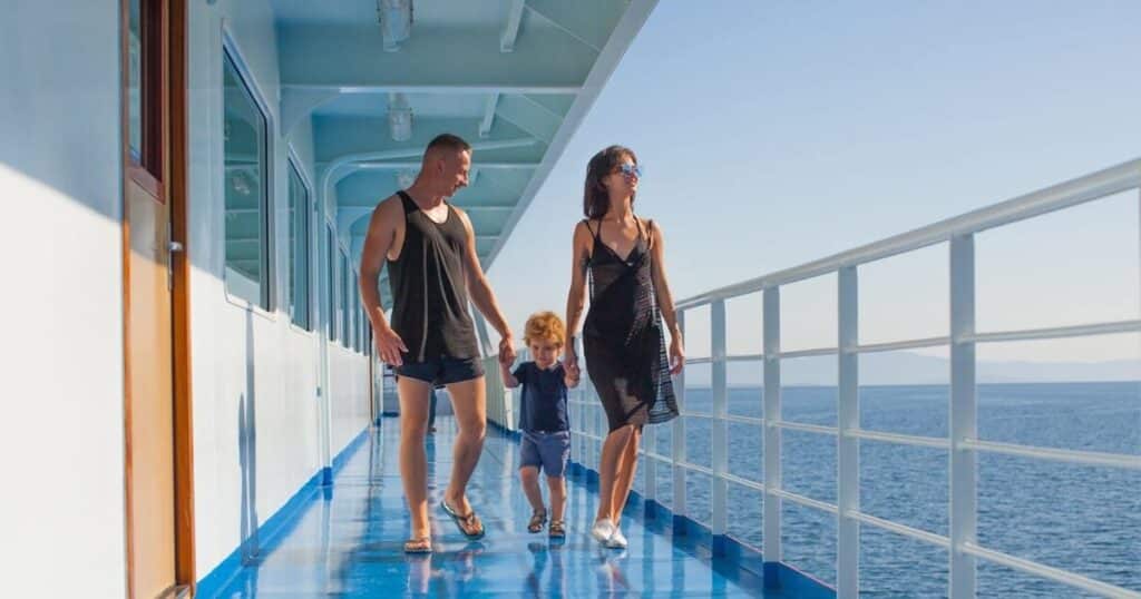 Οικογενειακά Ταξίδια με το πλοίο: Οδηγός για Γονείς